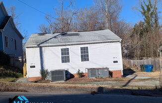 609 N ELIZABETH ST