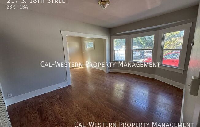 217 S 18 ST