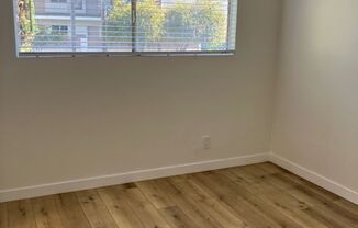 2 beds, 1 bath, $2,395, Unit 11