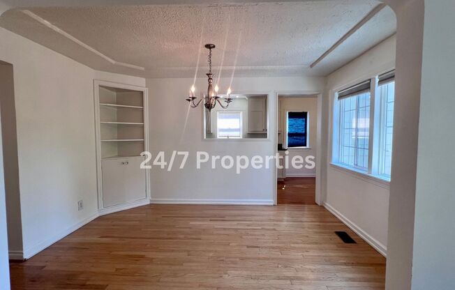 2 beds, 1 bath, $2,595