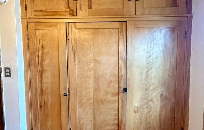 1 bed, 1 bath, 475 sqft, $1,945, Unit 233-210