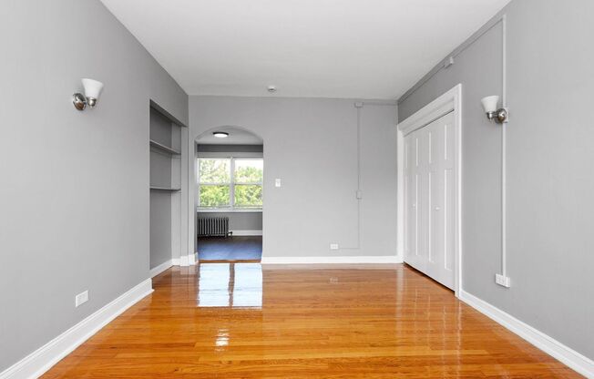 102-108 Memorial Dr