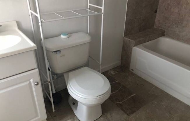 1 bed, 1 bath, 650 sqft, $1,250, Unit A1