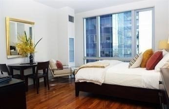 Studio, 1 bath, 422 sqft, $3,400, Unit 14V