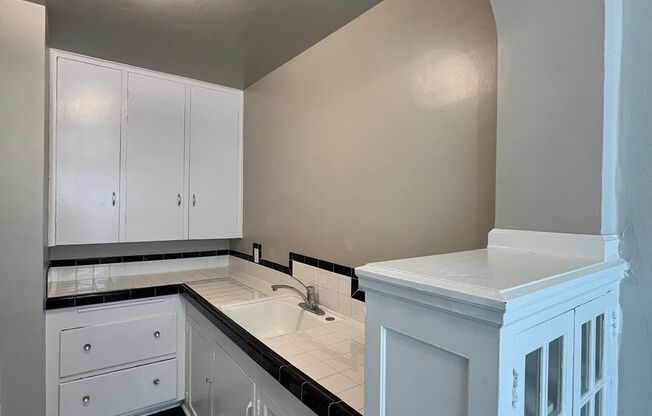 Studio, 1 bath, $1,295, Unit 207