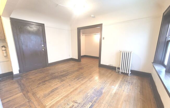 Studio, 1 bath, $775, Unit 104
