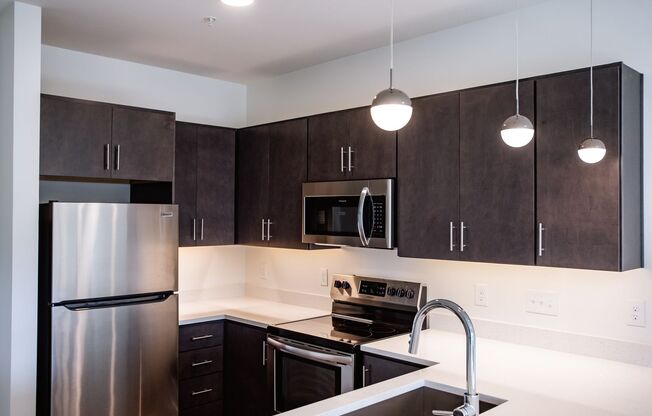 1 bed, 1 bath, 648 sqft, $1,535, Unit APT 303