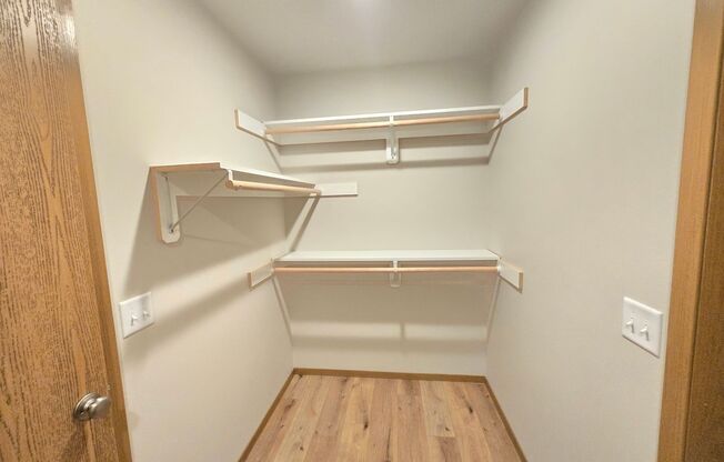 1 bed, 1 bath, 756 sqft, $1,025, Unit 3500 102