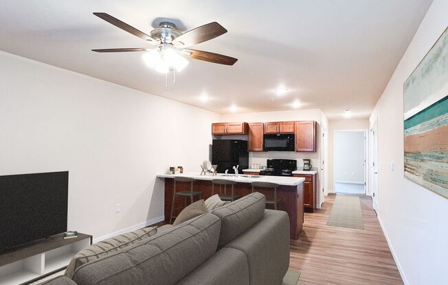 1 bed, 1 bath, 705 sqft, $1,150, Unit AT 715-60