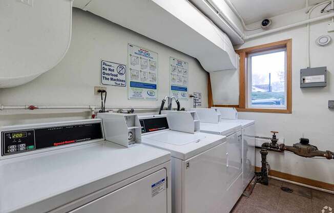 Rolling Hills Apartments, St Paul, MN