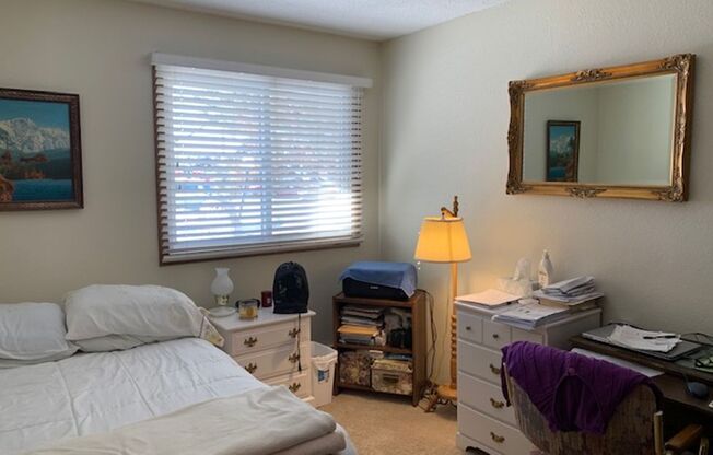 2 beds, 2 baths, 976 sqft, $1,675, Unit 3900122R