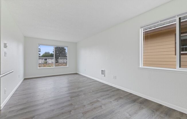 2 beds, 1 bath, 682 sqft, $1,350, Unit 50