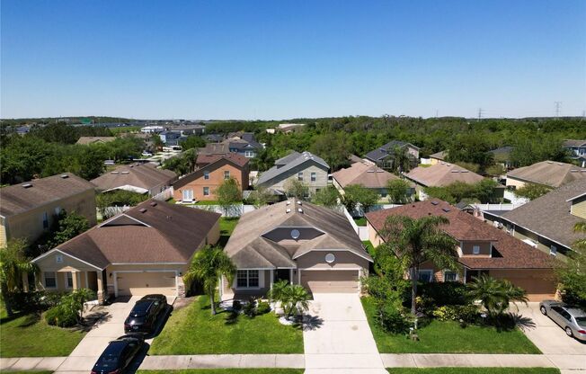 Single family house in Lake Nona, 5 Mins to Shopping!