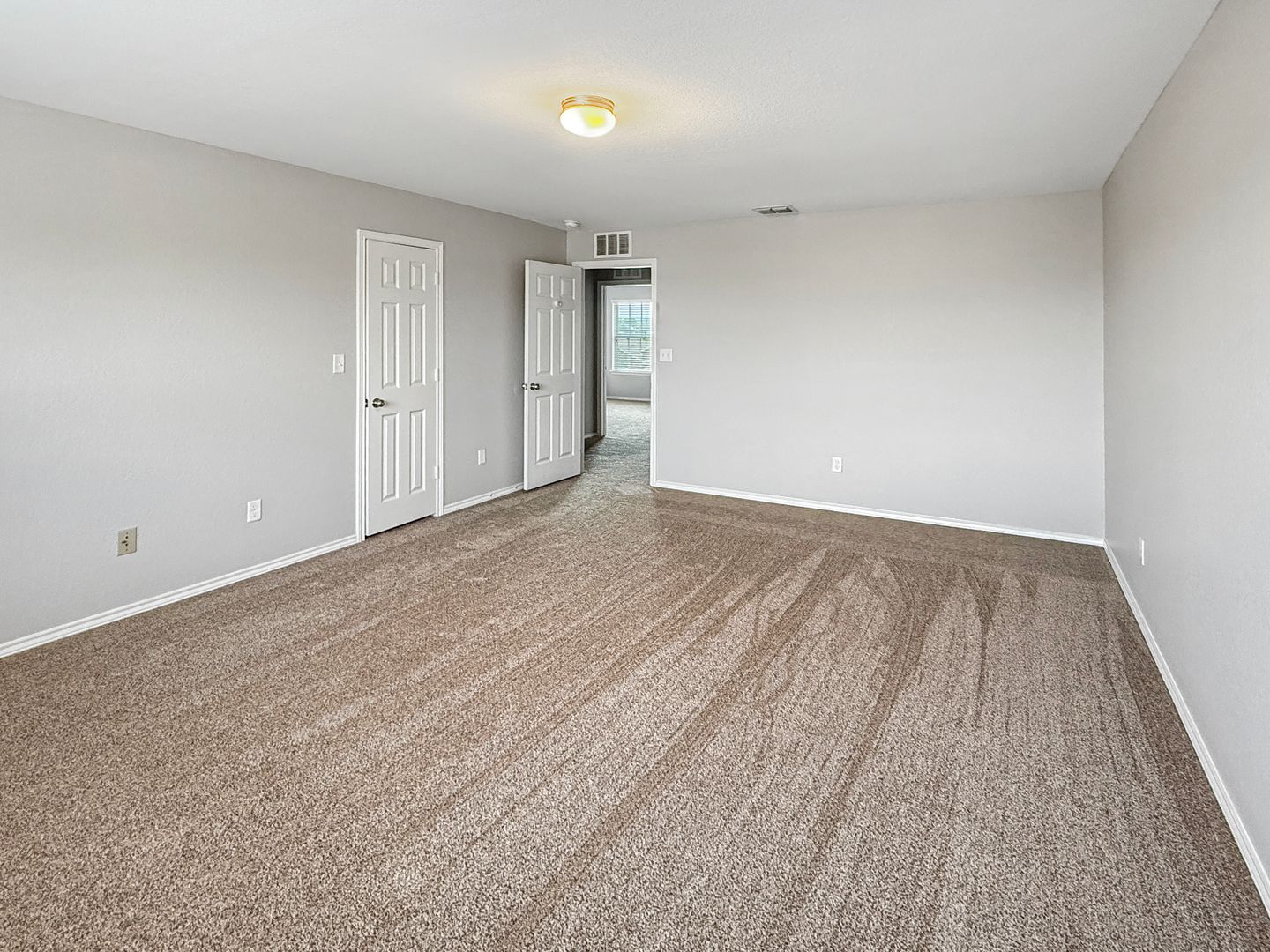 Move in Ready Converse