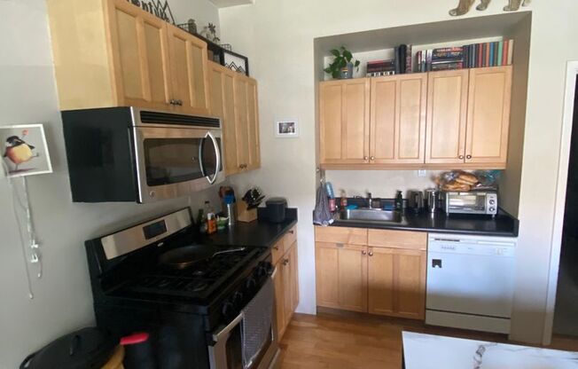 1334 N. Downing St