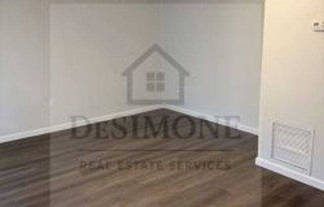 1 bed, 1 bath, 617 sqft, $1,199, Unit R-01