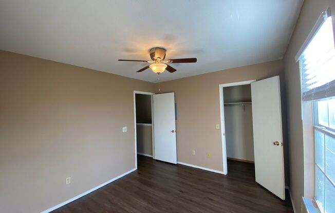 2 beds, 1.5 baths, $1,145