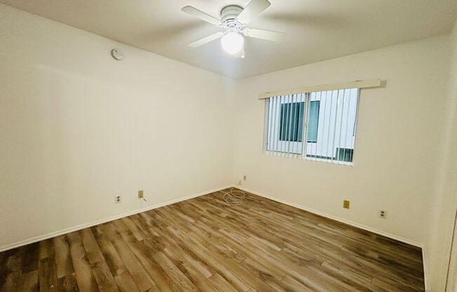 2 beds, 1 bath, $3,495, Unit 908A