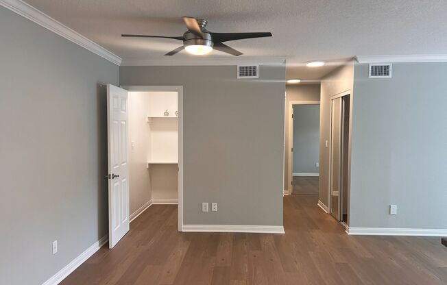 2 beds, 1.5 baths, 900 sqft, $2,895, Unit B13