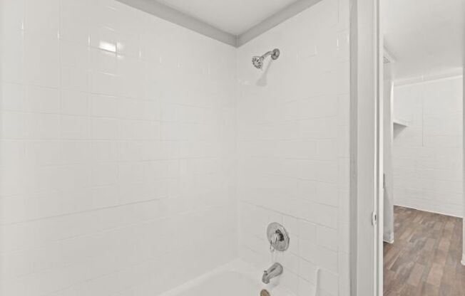 1 bed, 1 bath, 535 sqft, $800, Unit 27