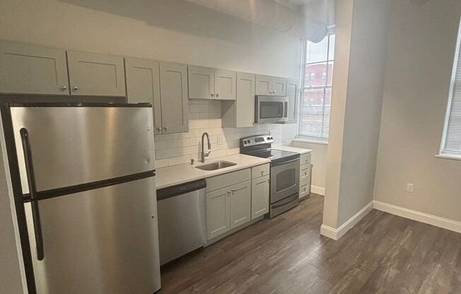 1 bed, 1 bath, 653 sqft, $2,125, Unit 205A