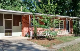 Available Now! *App Fees Waived for March!* 2 bedroom/1 bathroom updated home in Normaltown Available Now!