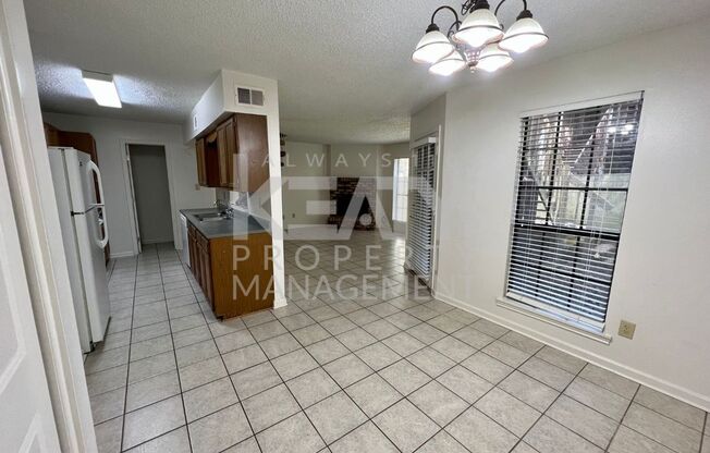 2 beds, 1.5 baths, 1,100 sqft, $975, Unit D