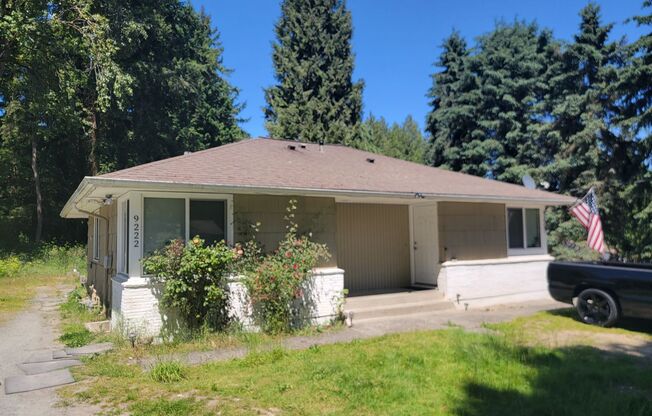 Spacious 4-Bedroom Home on Over Half an Acre in Downtown Bothell