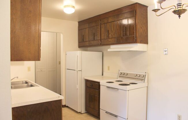 1 bed, 1 bath, 640 sqft, $847, Unit 103