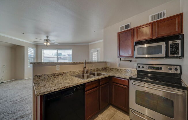 2 beds, 2 baths, 1,083 sqft, $2,000, Unit 2041