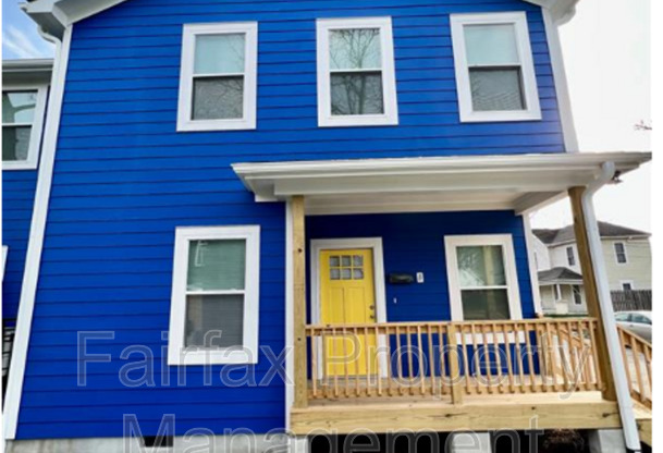 425 LAKELAND ST
