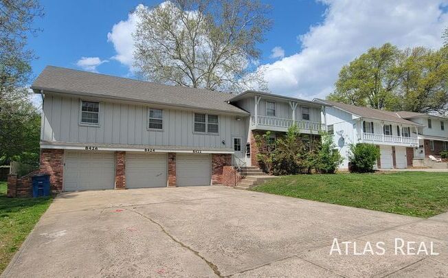 8424 TRAVIS LN
