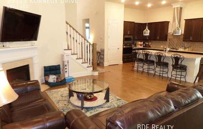 13113 KORNEGY DR
