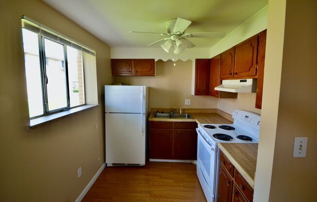 1160-1198 S Allison St