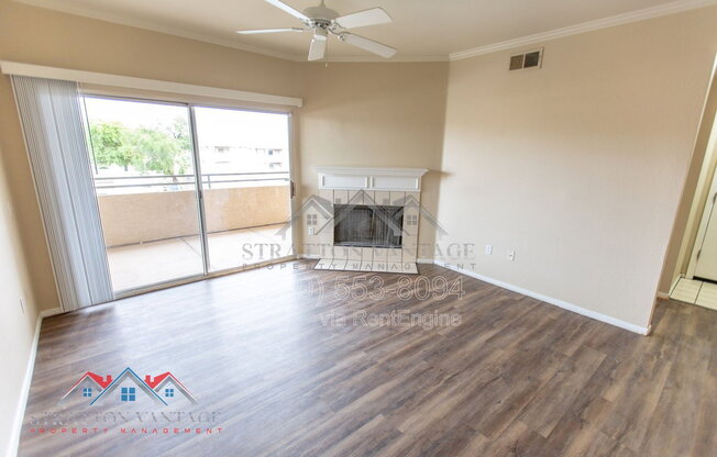 2 beds, 2 baths, 962 sqft, $1,495, Unit Apt 2014