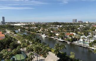 3600 YACHT CLUB DR