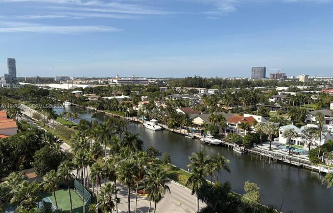 3600 YACHT CLUB DR
