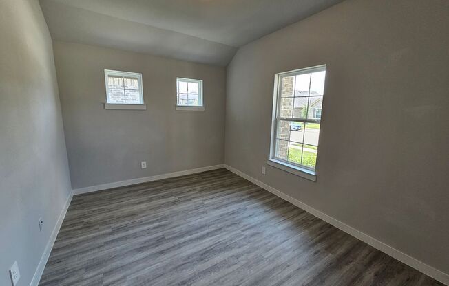 Beautiful Single Story Gehan Home!