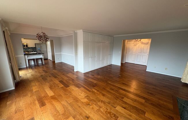 4 beds, 2.5 baths, $3,800