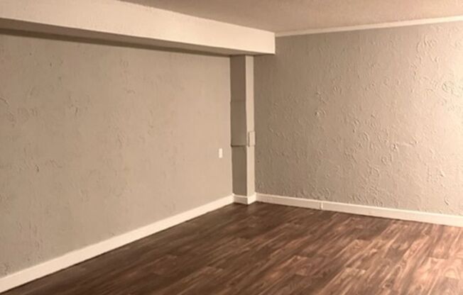 2 beds, 1.5 baths, 1,577 sqft, $1,255, Unit 1204