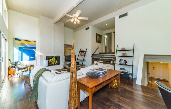 FURNISHED 2-BEDROOM TERRELL HEIGHTS CONDO