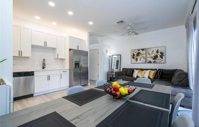 4 beds, 2 baths, 1,400 sqft, $2,500