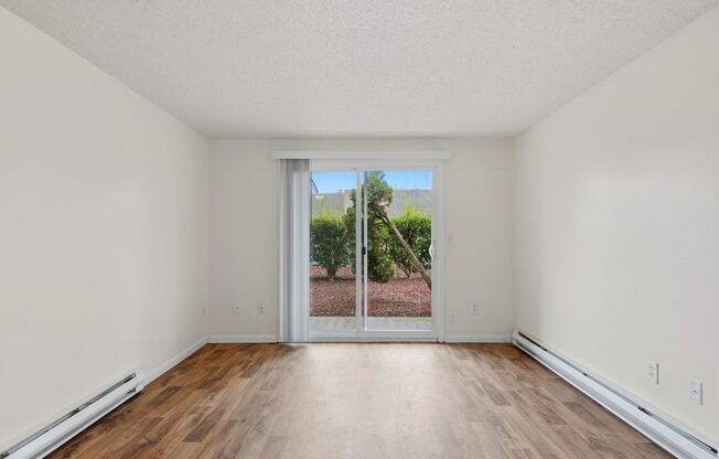 2 beds, 1 bath, 776 sqft, $1,500, Unit 78