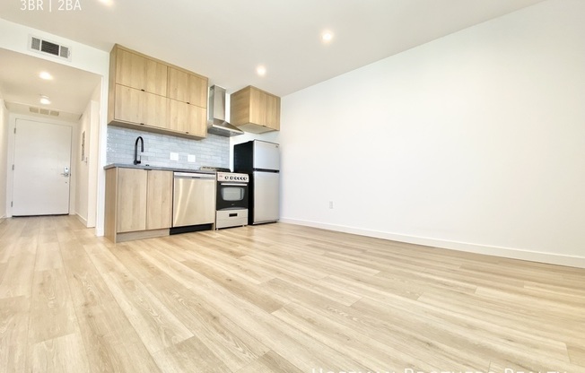 233 ROSEMONT AVE