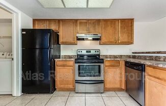 4828 W ORANGEWOOD