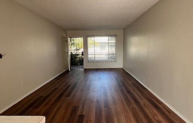 2 beds, 1.5 baths, 900 sqft, $2,350, Unit 08