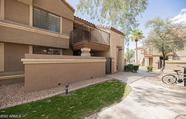 2 beds, 2 baths, $1,695, Unit UNIT 115