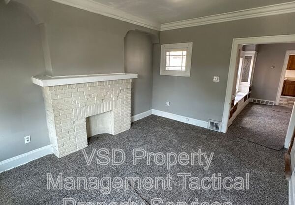 3285 E 143rd St Apt 3
