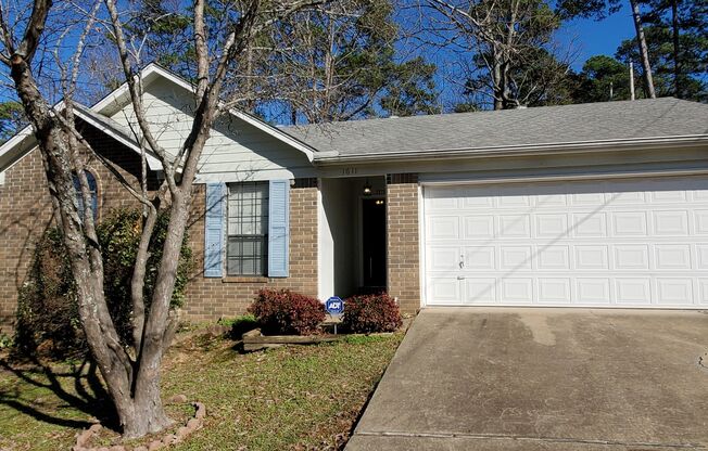 Completely Remodeled in Wonderful WLR Area!