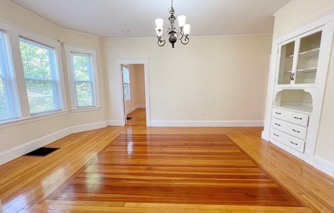 2 beds, 1 bath, 1,100 sqft, $2,550, Unit 1